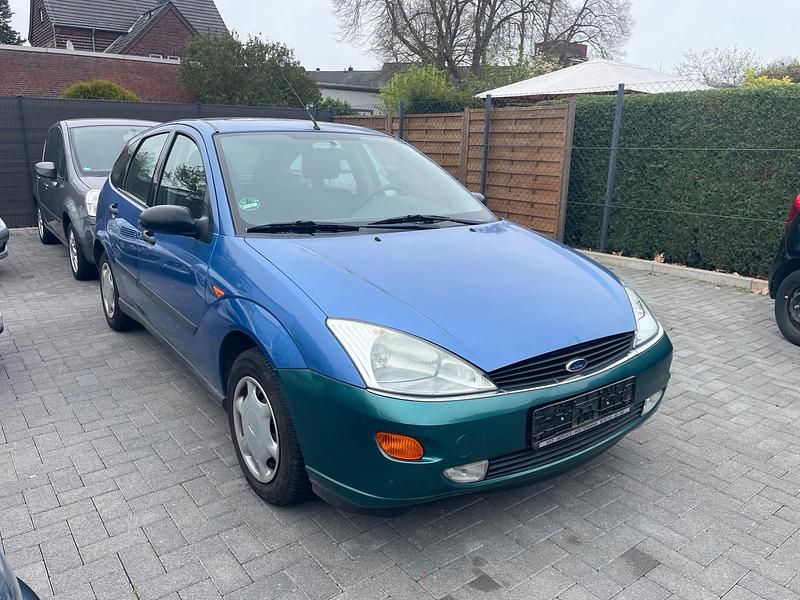 Gebraucht Ford Focus 75 PS (55 kW) 1998 Blau Limousine