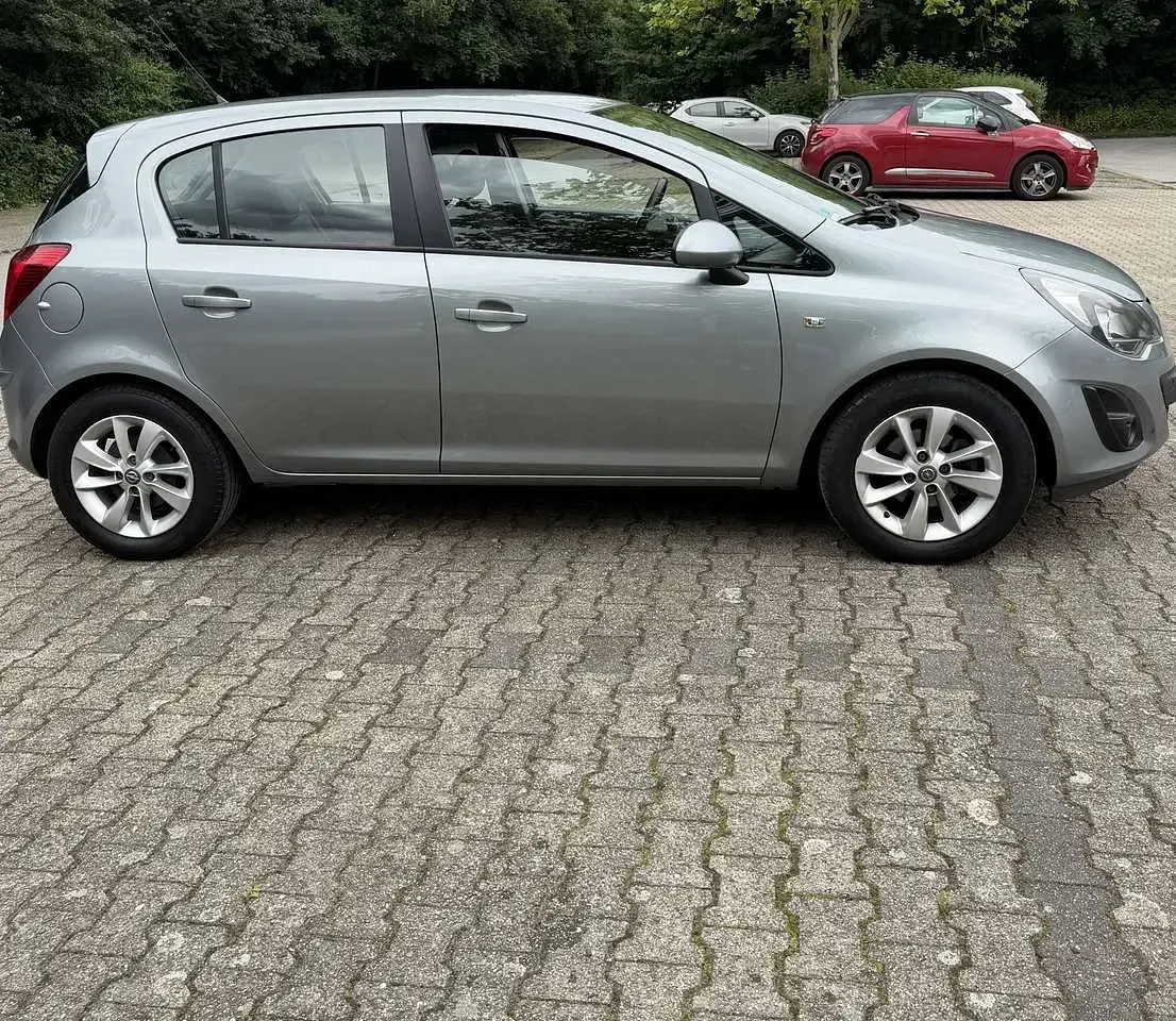 Gebraucht Opel Corsa 90 PS (66 kW) 2014 Grau Kleinwagen