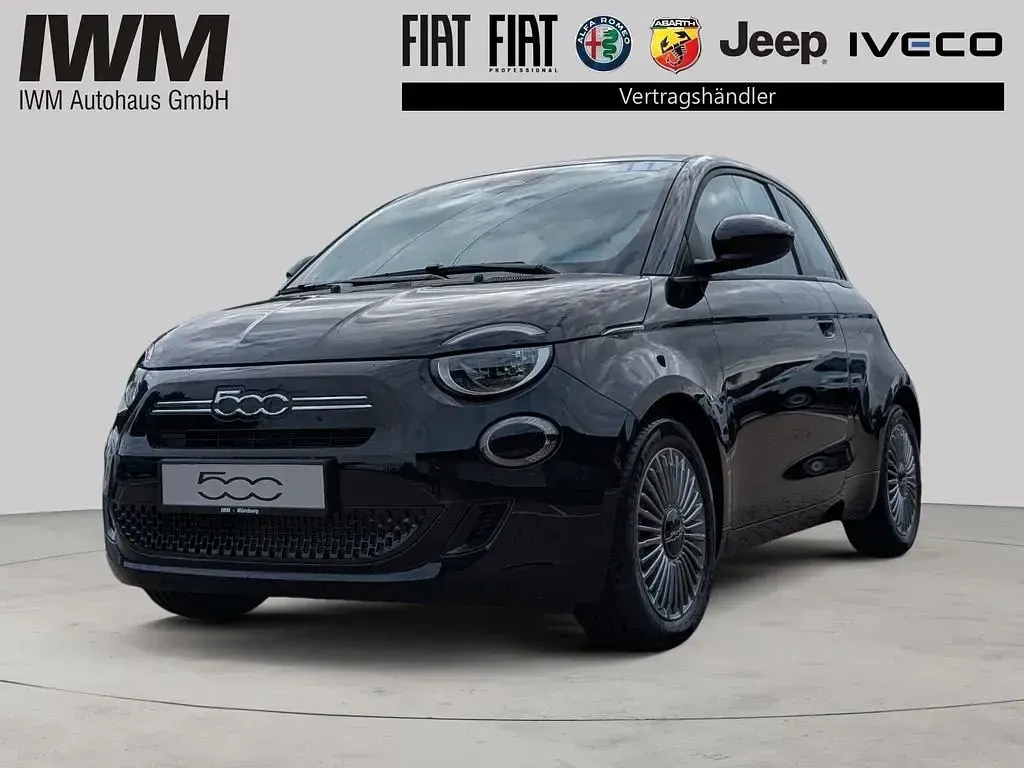 Neu Fiat 500 Icon 65 PS (47 kW) 2026 Schwarz Kleinwagen