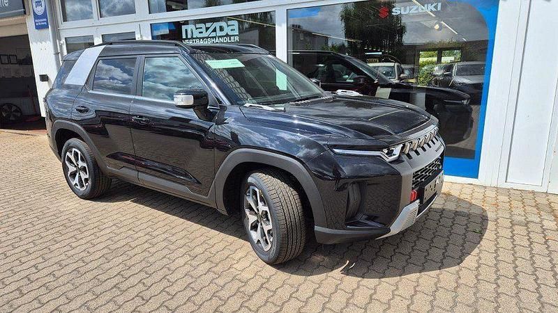 Space black Neu 2025 Ssangyong Torres SUV | 31.490 € - Bild 1/4
