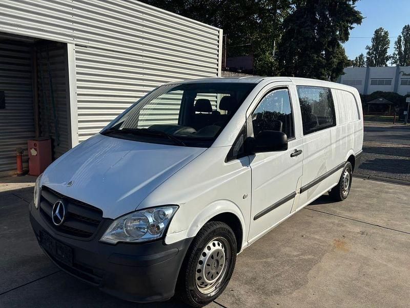 Weiß Gebraucht 2012 Mercedes Vito Van / Kleinbus | 4.990 € (Superpreis) - Bild 1/4