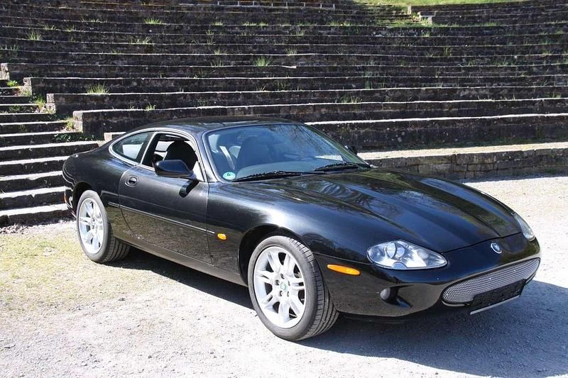 Gebraucht Jaguar XK 284 PS (208 kW) 2000 Schwarz Coupé