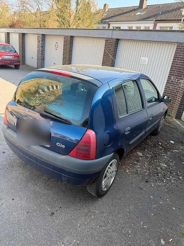 Brugt Renault Clio II 60 HK (44 kW) 1999 Blå Hatchback