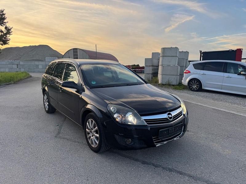 Schwarz Gebraucht 2008 Opel Astra Innovation Kombi | 1.470 € (Guter Preis) - Bild 1/4