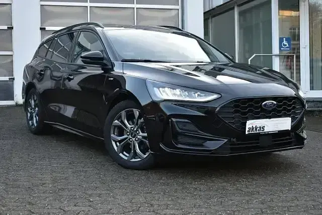 Gebraucht Ford Focus ST-Line X 176 PS (129 kW) 2024 Andere Limousine