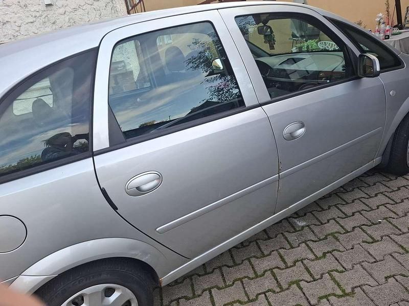 Gebraucht Opel Meriva Edition 101 PS (74 kW) 2005 Van / Kleinbus
