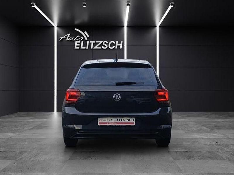 Gebraucht VW Polo Highline 95 PS (69 kW) 2019 Uranograu Limousine