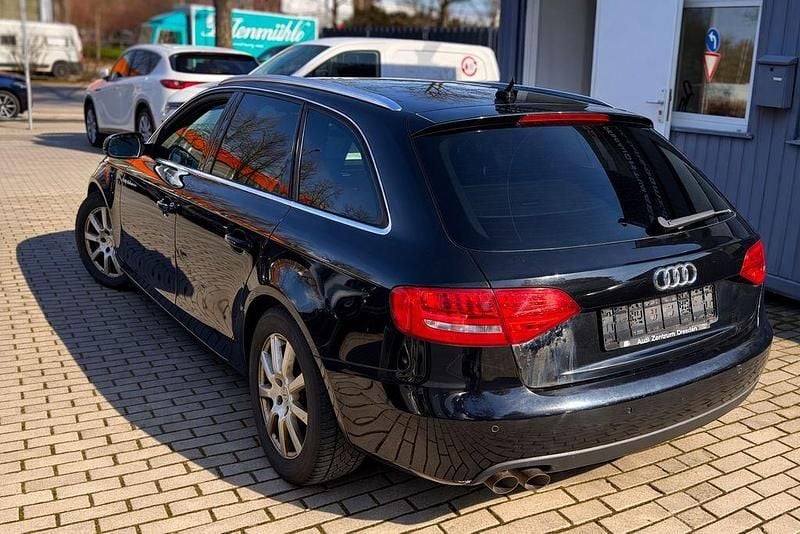 Gebraucht Audi A4 S-Line 143 PS (105 kW) 2010 Schwarz Kombi