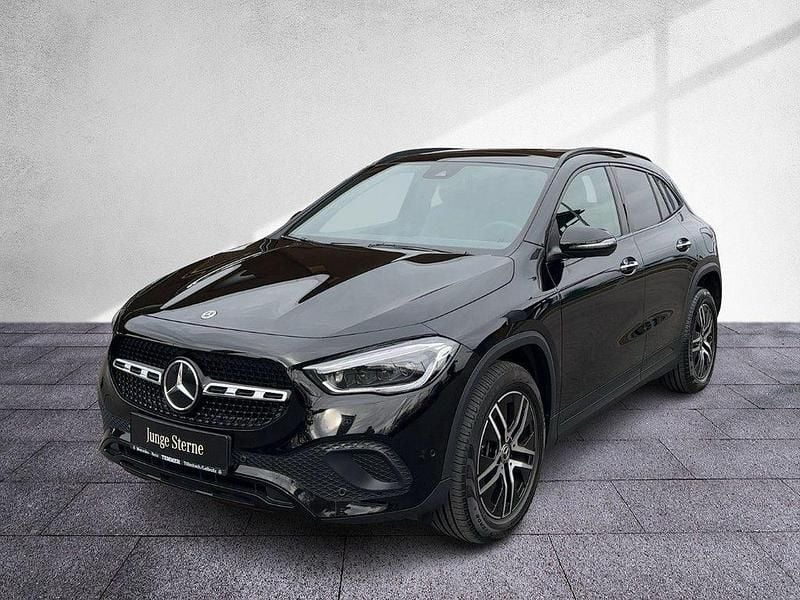 Gebraucht Mercedes GLA250 Progressive 224 PS (164 kW) 2022 Schwarz SUV