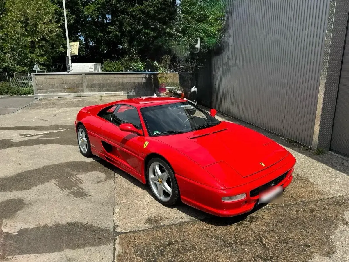 Second-hand Ferrari 348 295 CP (216 kW) 1992 Roșu Cabrio