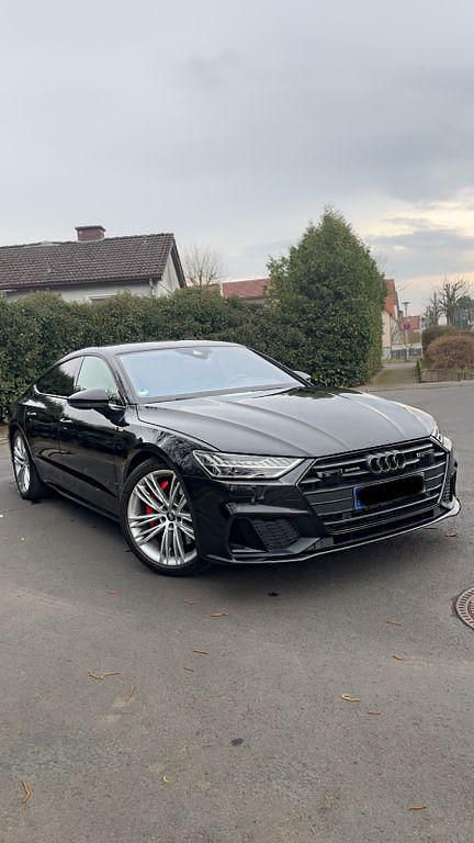 Grau Gebraucht 2020 Audi A7 S-Line Limousine | 38.900 € (Superpreis) - Bild 1/4