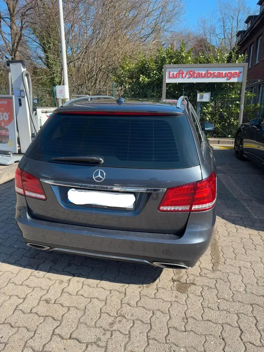 Gebraucht Mercedes E350 252 PS (185 kW) 2013 Grau Kombi