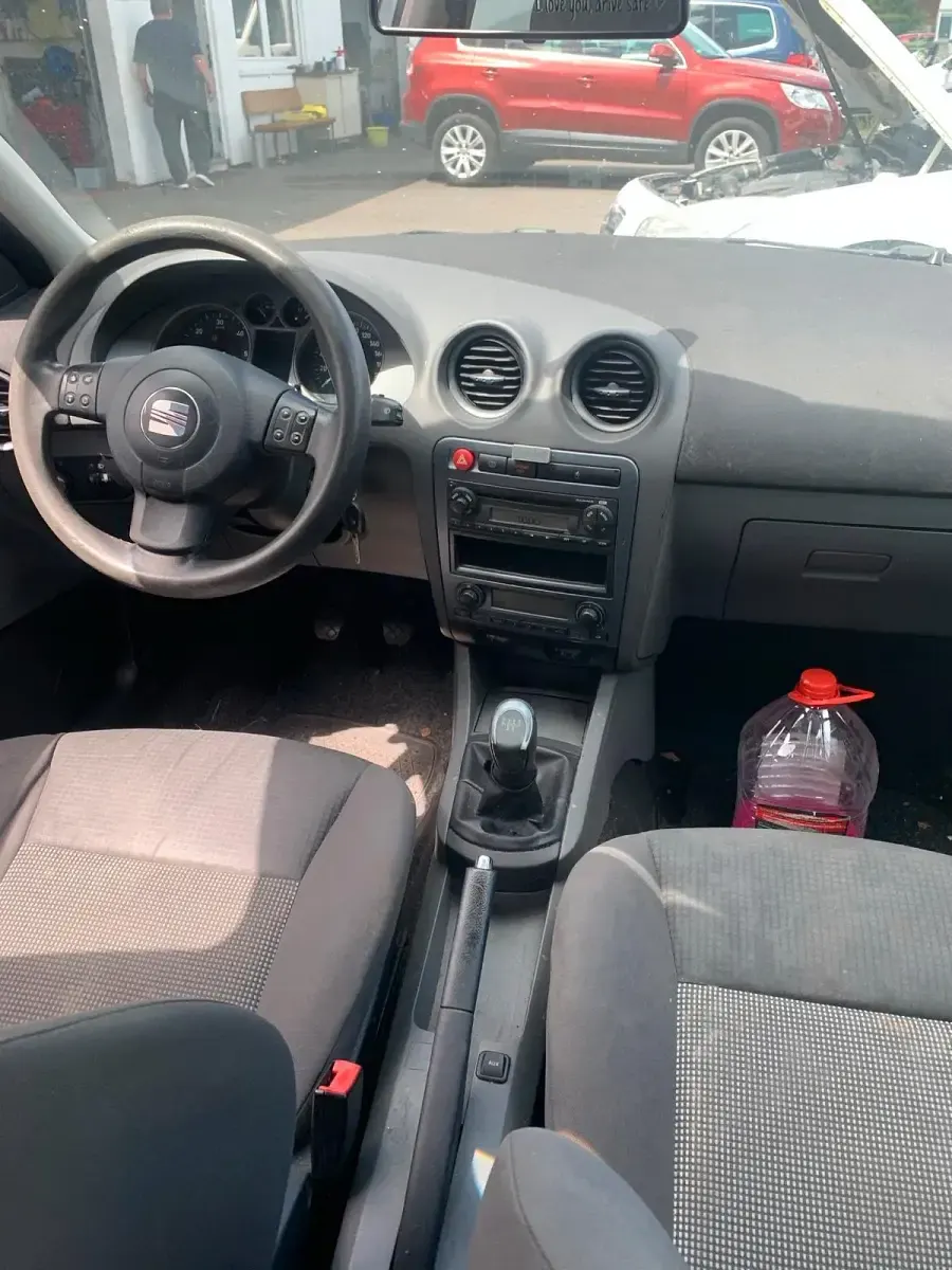 Gebraucht Seat Ibiza 101 PS (74 kW) 2007 Silber Kleinwagen
