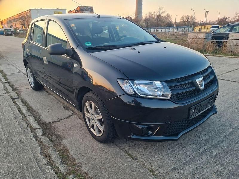 Gebraucht Dacia Sandero Ambiance 75 PS (55 kW) 2014 Schwarz Limousine