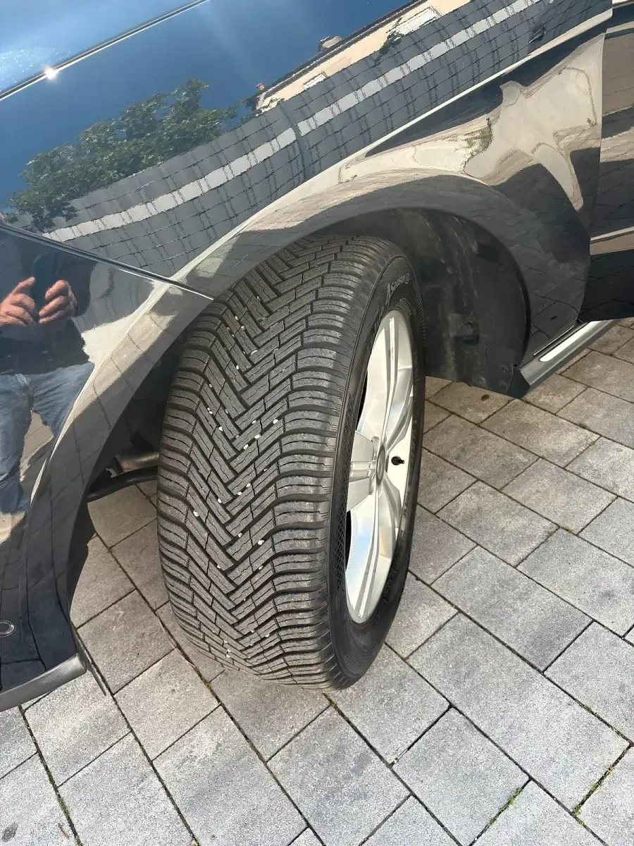 Gebraucht Mercedes ML350 258 PS (189 kW) 2013 Schwarz SUV