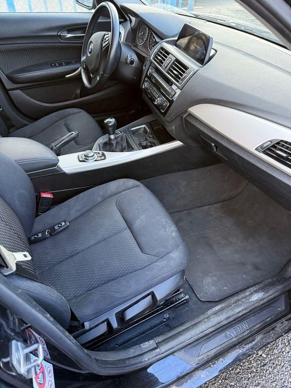 Gebraucht BMW 116 Advantage 109 PS (80 kW) 2015 Schwarz Kleinwagen