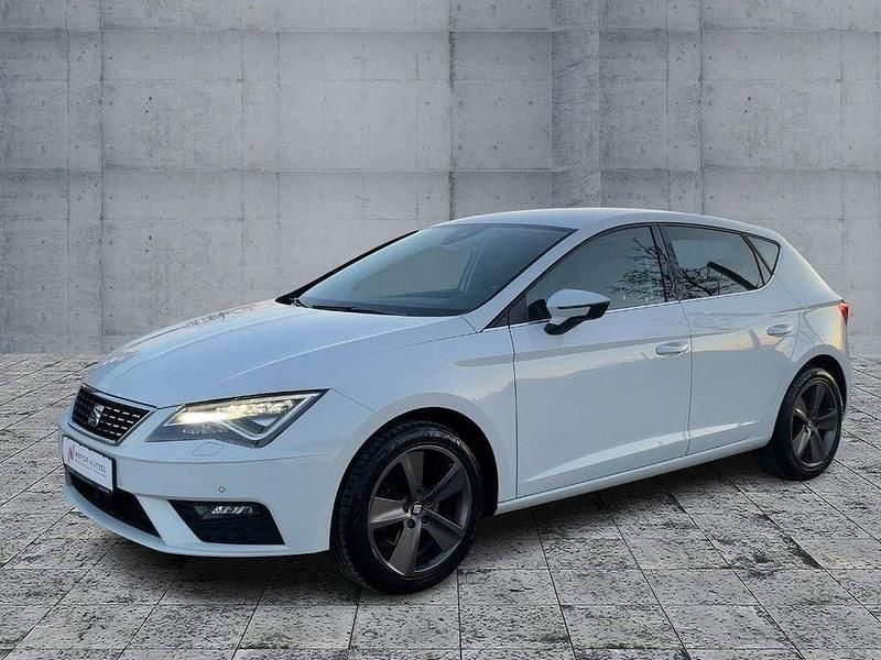 Gebraucht Seat Leon XCELLENCE 150 PS (110 kW) 2019 "nevada" weiss Limousine