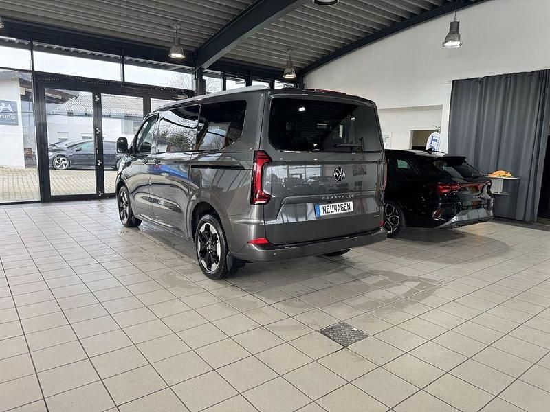 Neu VW T7 Style 170 PS (125 kW) 2026 Grau Van