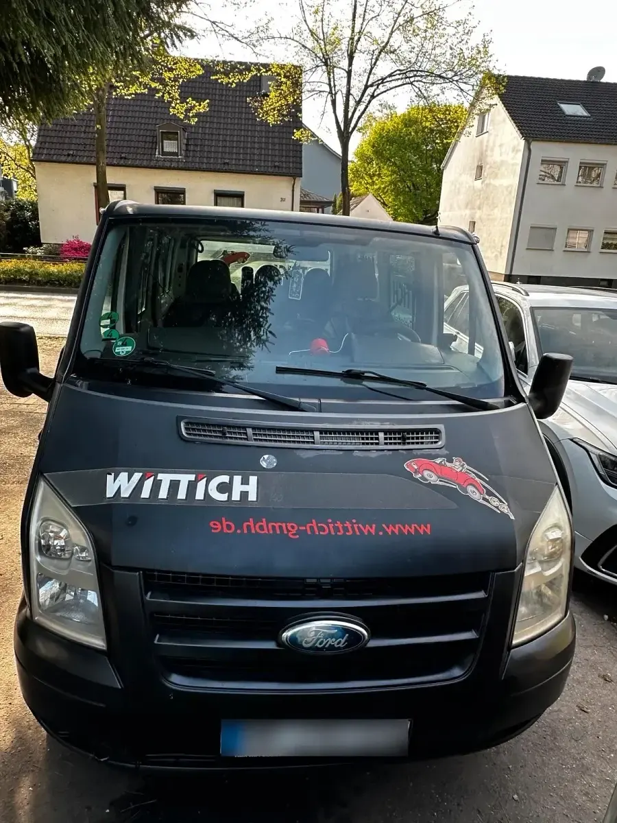 Używany Ford Transit 2009 Czarny Minivan