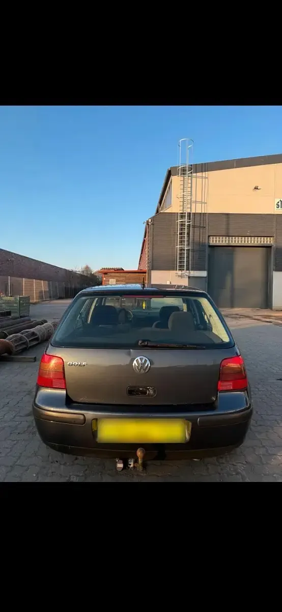 Gebraucht VW Golf IV 105 PS (77 kW) 2000 Grau Kleinwagen