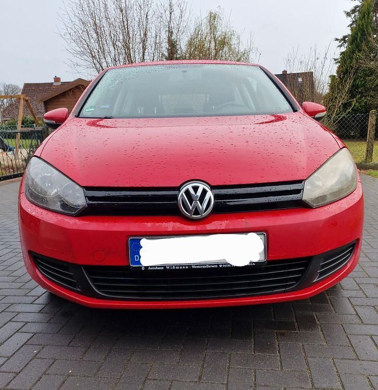 Gebraucht VW Golf VI 80 PS (58 kW) 2011 Rot Kleinwagen