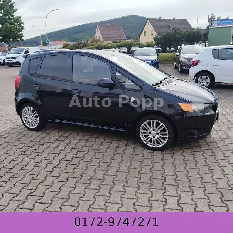 Gebraucht Mitsubishi Colt 95 PS (69 kW) 2010 Schwarz Kleinwagen