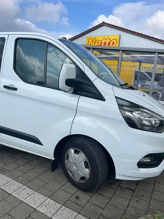 Gebraucht Ford Transit Custom 105 PS (77 kW) 2019 Weiß Van / Kleinbus