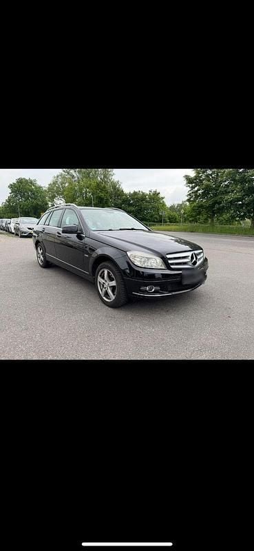 Second-hand Mercedes C180 Elegance 156 CP (114 kW) 2010 Negru Break