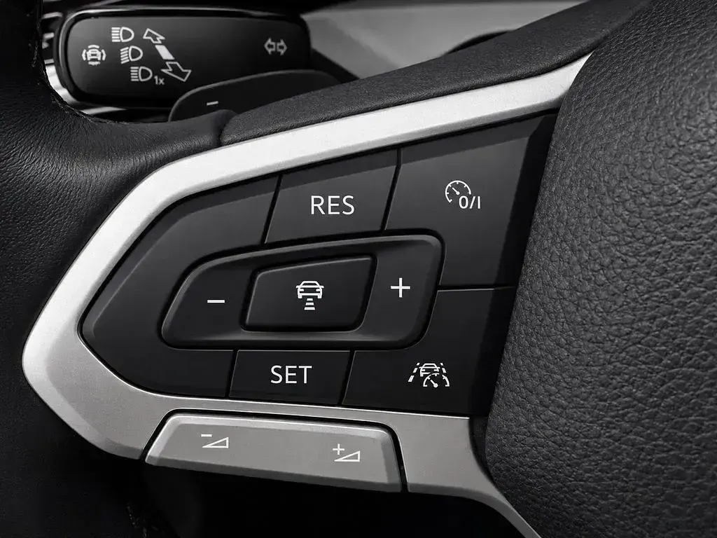 Gebraucht VW Golf VIII Life 150 PS (110 kW) 2021 Grau Kombi