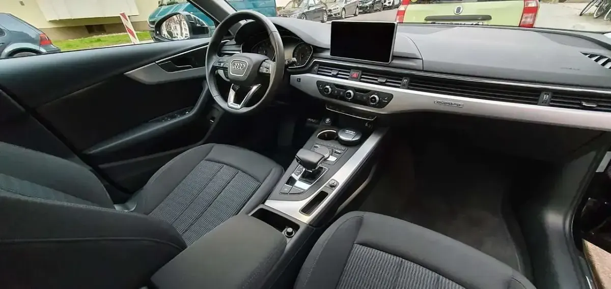 Gebraucht Audi A4 Design 252 PS (185 kW) 2017 Schwarz Kombi