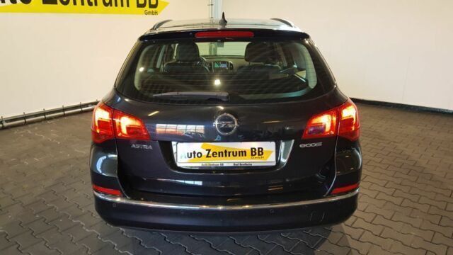 Gebraucht Opel Astra Edition 110 PS (80 kW) 2014 Schwarz metallic Kombi