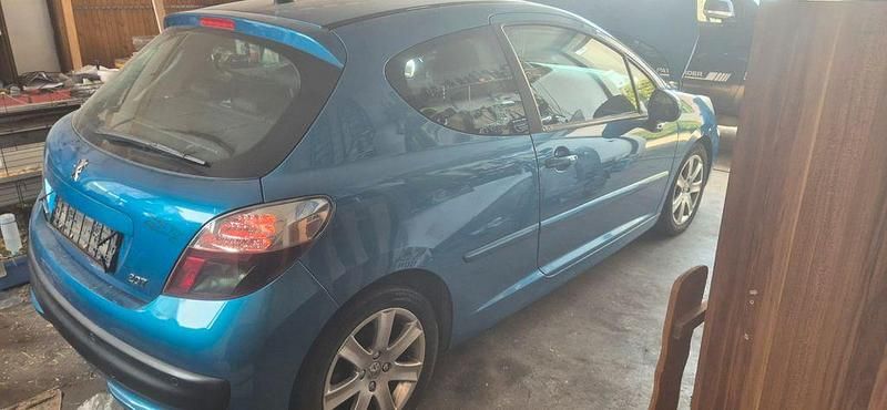 Gebraucht Peugeot 207 Sport 120 PS (88 kW) 2009 Blau Limousine