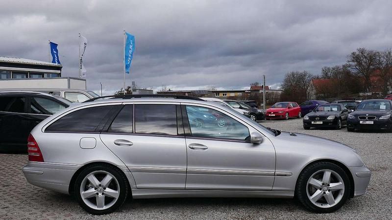 Gebraucht Mercedes C200 163 PS (119 kW) 2003 Grau Kombi