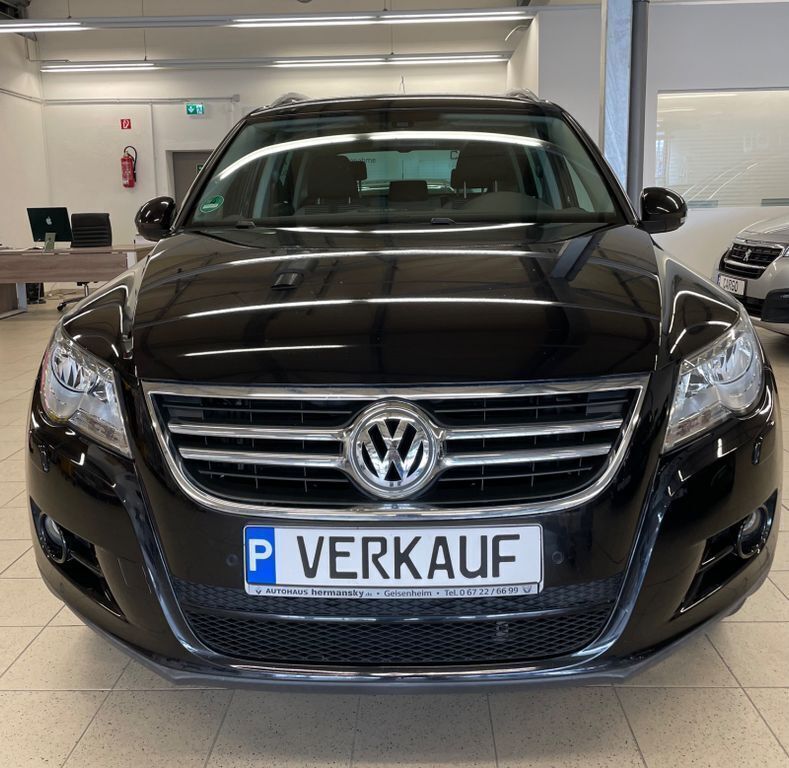Schwarz Gebraucht 2009 VW Tiguan Sport SUV | 7.290 € (Fairer Preis) - Bild 1/4
