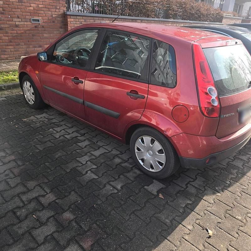 Gebraucht Ford Fiesta 60 PS (44 kW) 2006 Rot Kleinwagen