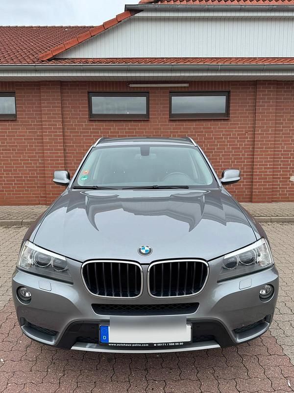 Grau Gebraucht 2012 BMW X3 xLine SUV | 10.800 € (Guter Preis) - Bild 1/4