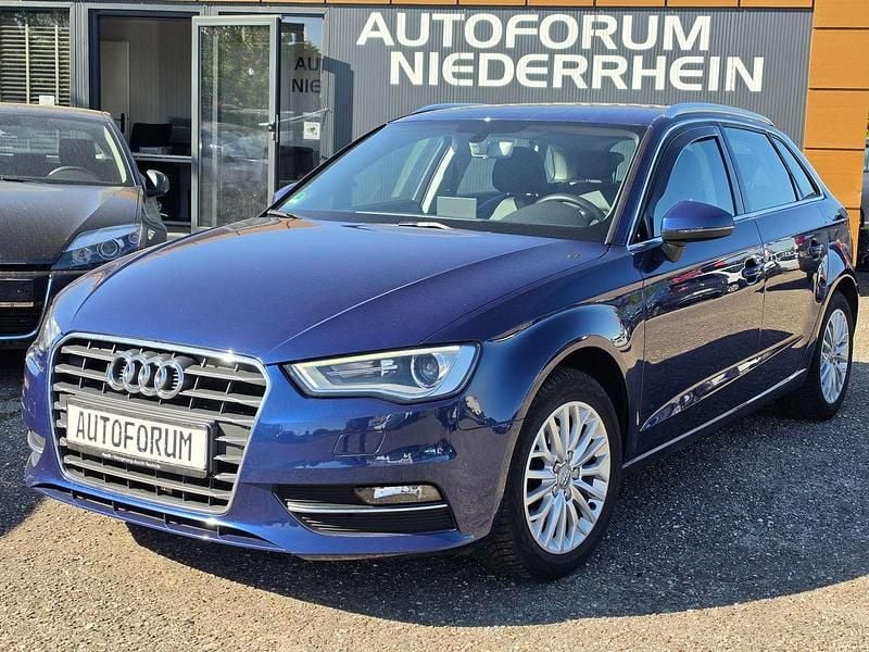 Second-hand Audi A3 Ambiente 125 CP (91 kW) 2015 Albastru Berlinǎ