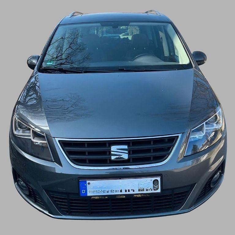 Gebraucht Seat Alhambra Style 150 PS (110 kW) 2017 Grau Van / Kleinbus