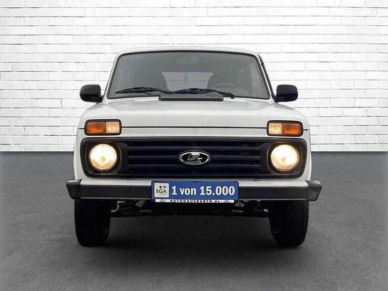 Gebraucht Lada Taiga 83 PS (61 kW) 2020 Weiß SUV