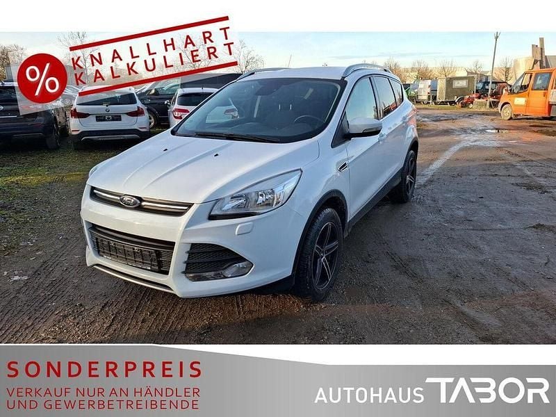 Frozen white Gebraucht 2016 Ford Kuga Trend SUV | 8.885 € (Superpreis) - Bild 1/4