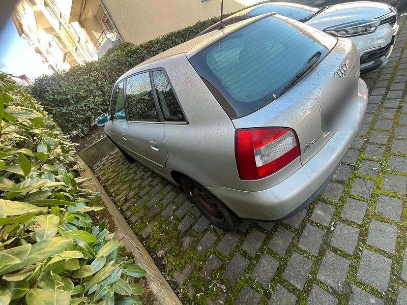 Gebraucht Audi A3 102 PS (75 kW) 2003 Silber Kleinwagen