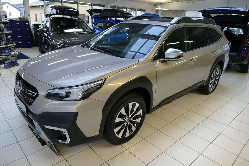 Neu Subaru Outback Platinum 169 PS (124 kW) 2026 Cashmere gold opal metallic Kombi