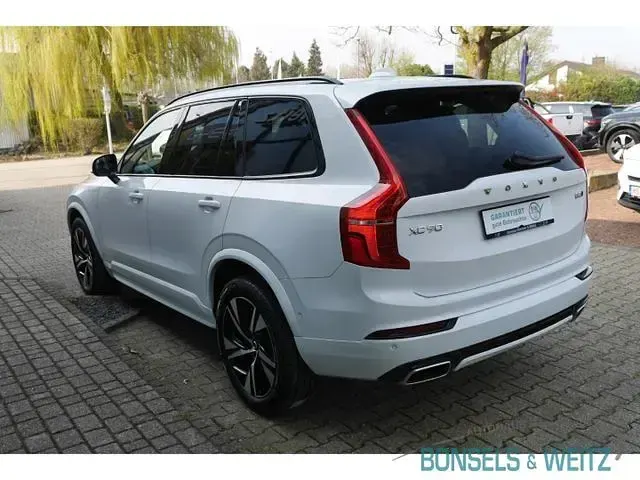 Gebraucht Volvo XC90 R-Design 235 PS (172 kW) 2021 Crystal white / metallic (metallic) SUV