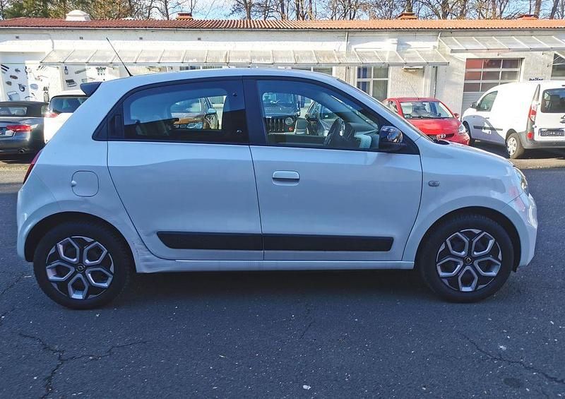 Gebraucht Renault Twingo Equilibre 65 PS (47 kW) 2022 Weiß Kleinwagen