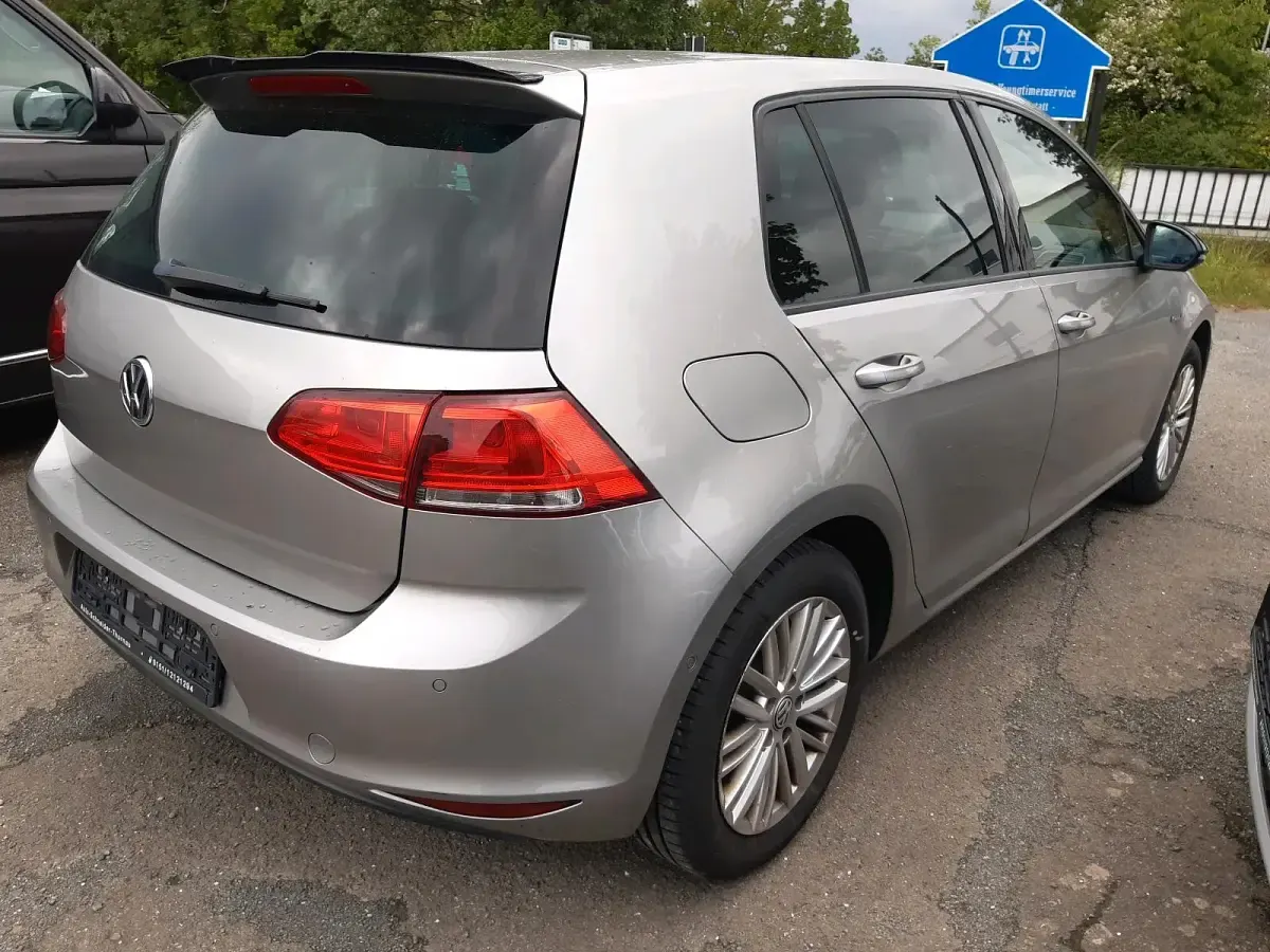 Gebraucht VW Golf VII Cup 86 PS (63 kW) 2014 Grau Limousine