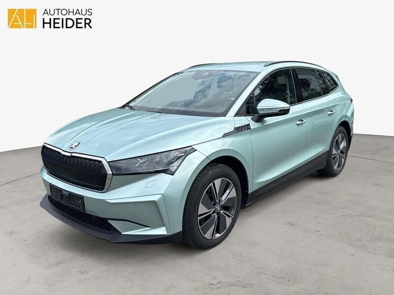 Arctic silber metallic met. Gebraucht 2021 Skoda Enyaq iV Lodge SUV | 25.500 € (Fairer Preis) - Bild 1/4