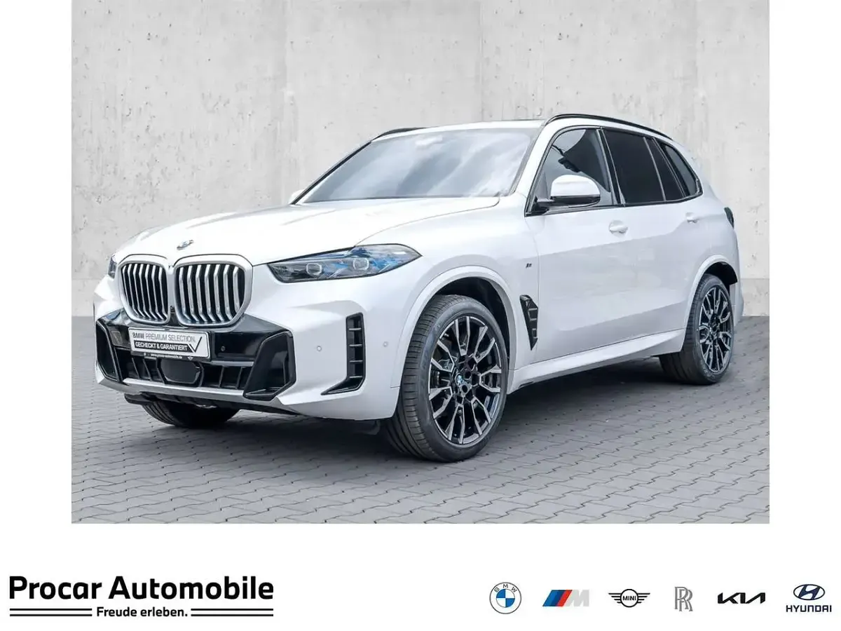 Gebraucht BMW X5 M Sport 360 PS (264 kW) 2025 SUV