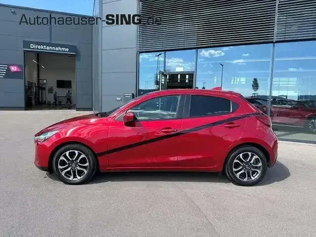 Gebraucht Mazda 2 Go 90 PS (66 kW) 2017 Rot Limousine