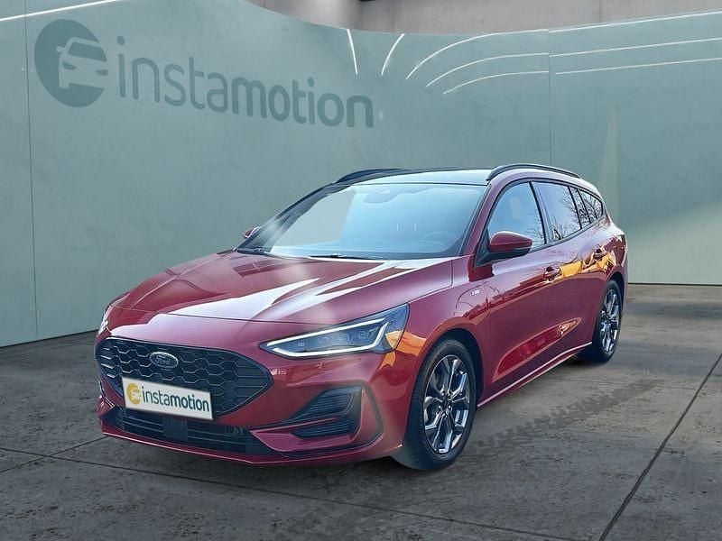Rot Gebraucht 2024 Ford Focus Kombi | 24.249 € (Superpreis) - Bild 1/4