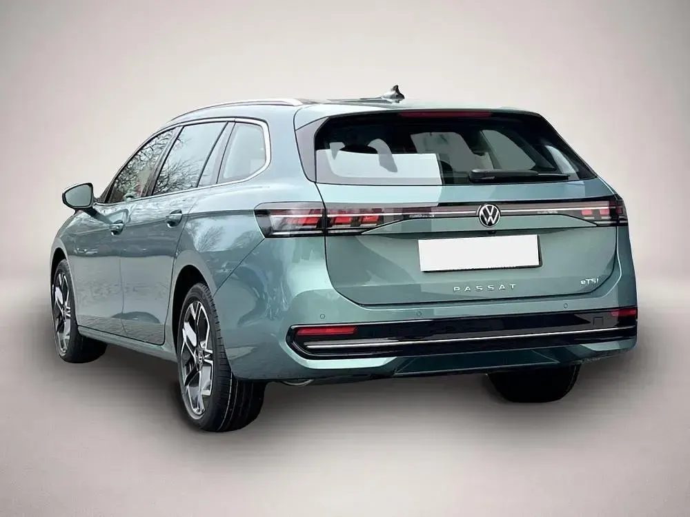 Neu VW Passat Business 150 PS (110 kW) 2026 Andere Kombi